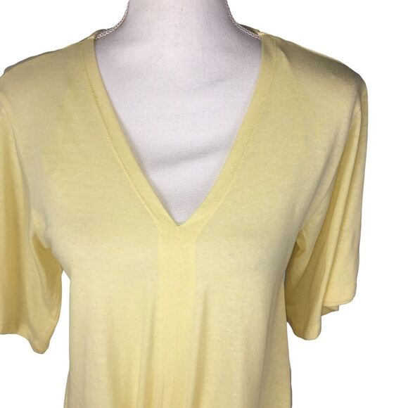 NWT Yellow V Neck Tie Front Shirt Size Small Lightweight - Picture 2 of 8